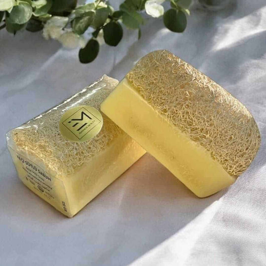 CreamLoof™ Goat Milk Soap with Natural Loofah – Nourishing & Exfoliating | Handmade & Cold Processed – Silky Glows