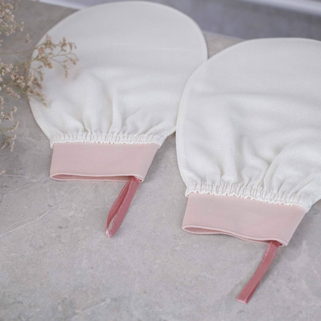 SilkEx™ Deep Silk Glove – Intense Silk Body Exfoliation