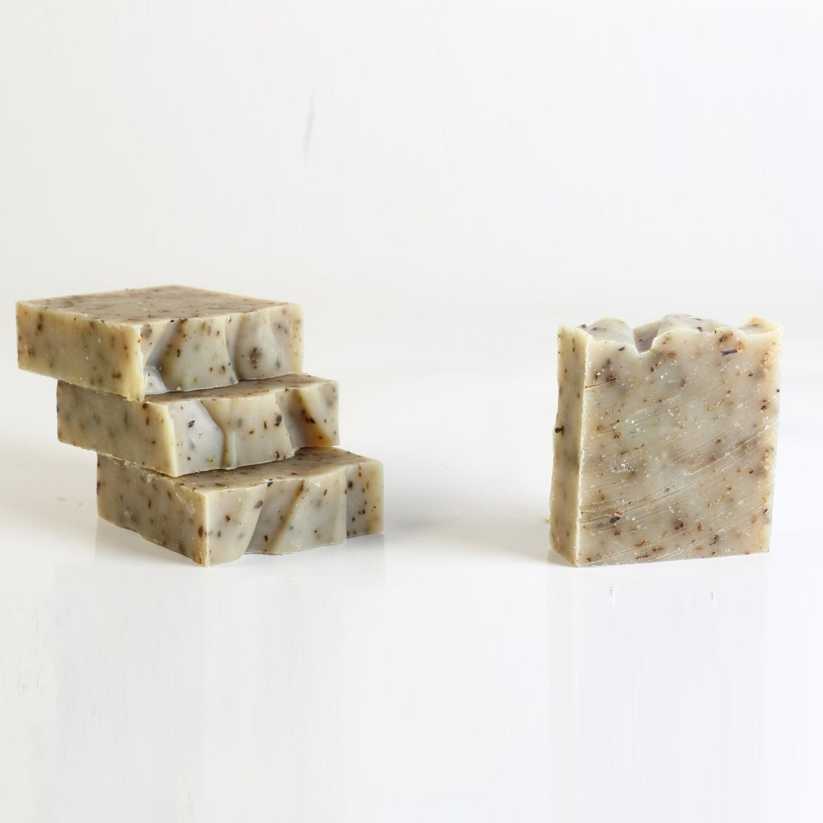 CalmLav™ Lavender Soap – Soothing & Balancing | Handmade & Cold Processed – Silky Glows