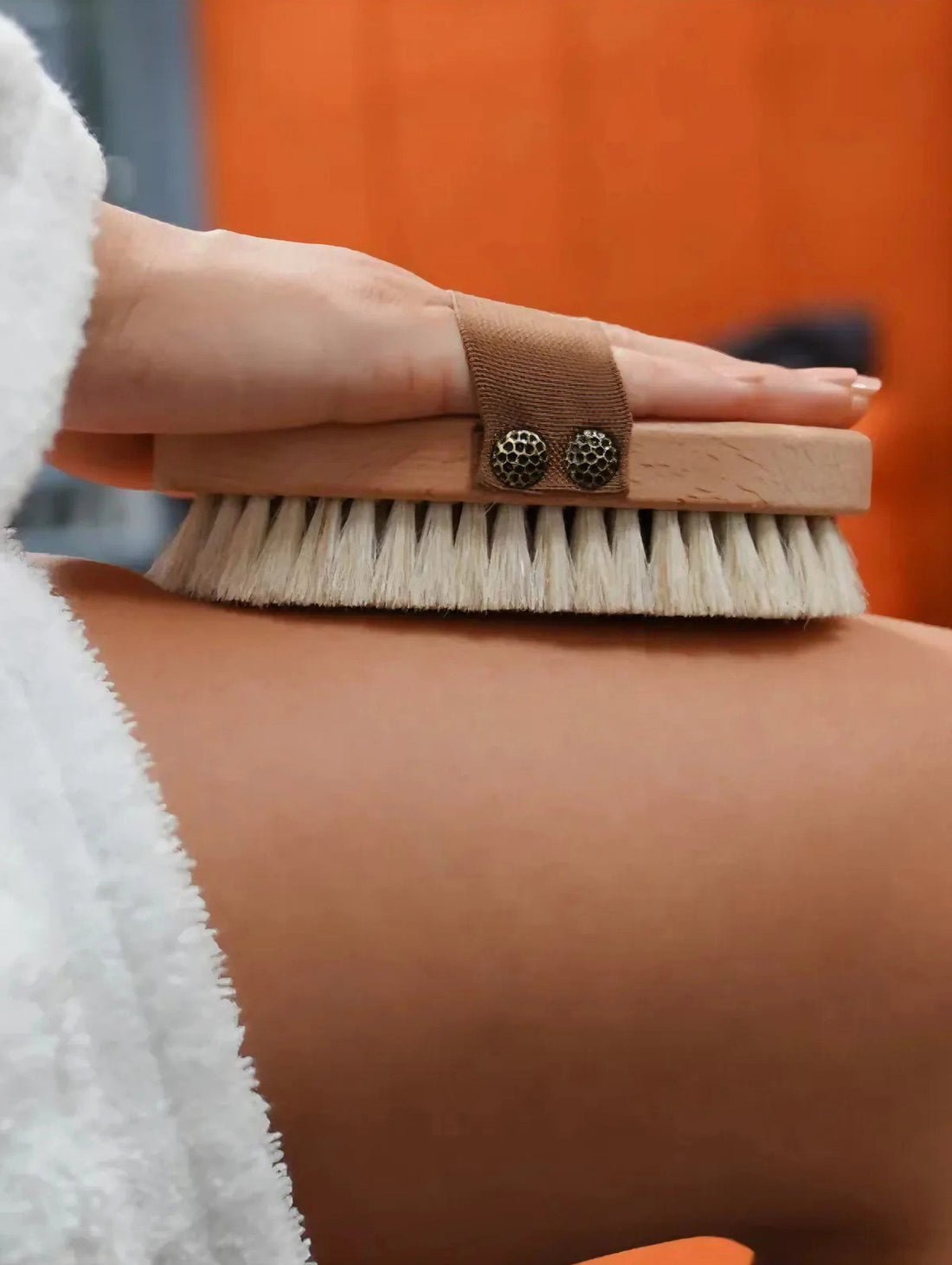 Natural Bristle Body SPA Brush for Wet and Dry Skin, Soft Bath Massager for Cellulite