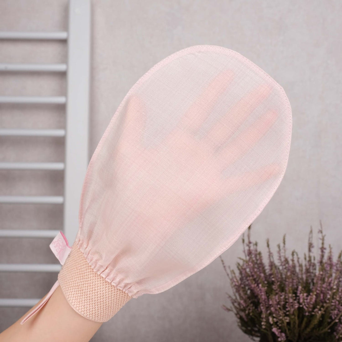 SilkEx™ Silk Exfoliating Glove – Reveal Radiant Skin in Minutes