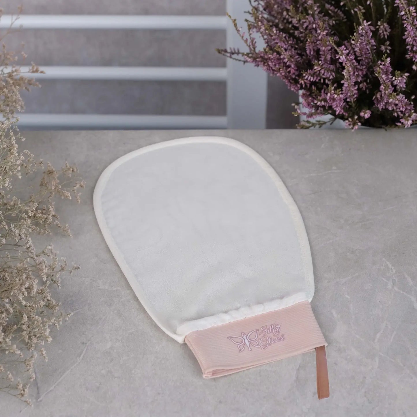 SilkEx™ Silk Glove for Sensitive Skin – Gentle Exfoliation