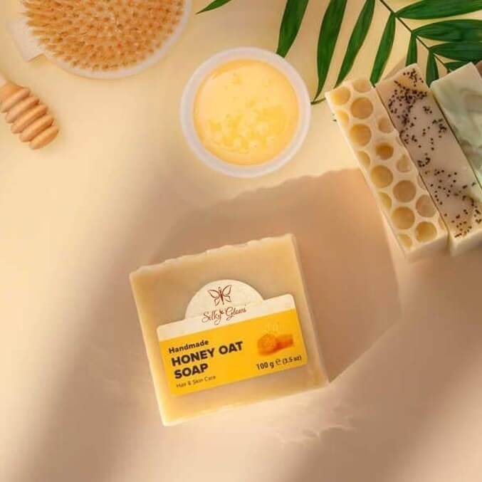 Honey-Oat Soap – Nourishing, Exfoliating & Naturally Soft Skin | Silky Glows®